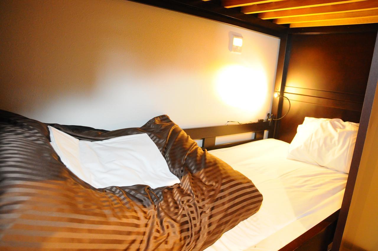 Lore Hostel Dotonbori Osaka Dış mekan fotoğraf